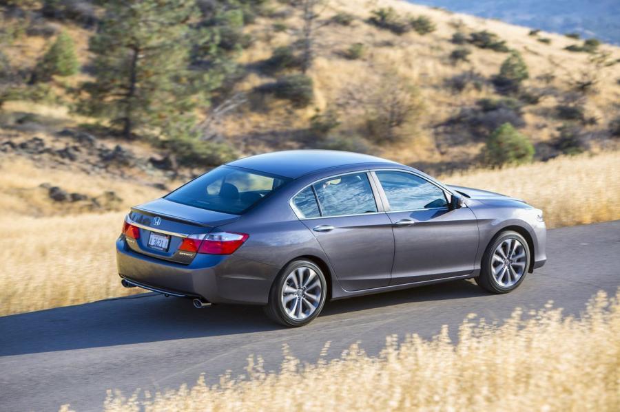  Honda Accord Sport Sedan 2013 года  (фото 86 из 147)